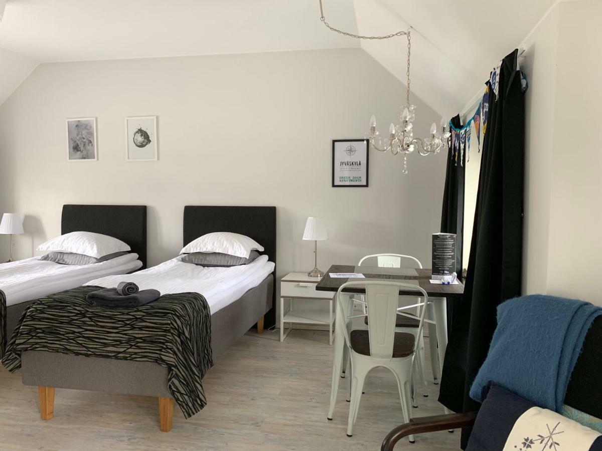Green Door Apartments ยิวาสคูลา ภายนอก รูปภาพ